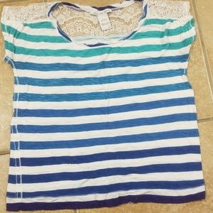 🌻3/$15 American Rag Blue stripped T-Shirt